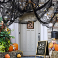 Narzuta gaza na Halloween dekoracyjna tkanina 76x183 cm sztuczna pajęczyna