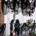 Narzuta gaza na Halloween dekoracyjna tkanina 76x183 cm sztuczna pajęczyna
