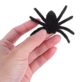 Sztuczne Pająki Dekoracja Halloween Pająk Zestaw 6 sztuk 7 cm